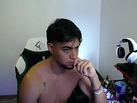 matias bianco online show from 11/16/25, 08:24