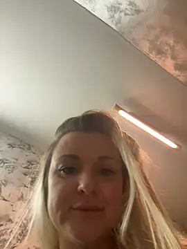 Bella-Tight online show from 02/04/26, 08:04