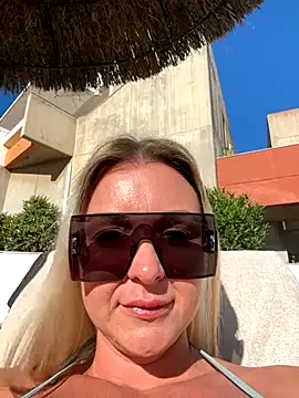 Bella-Tight online show from 12/22/25, 10:37