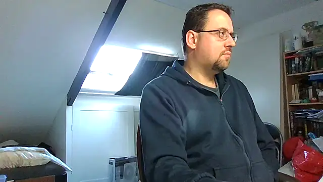 rdewaard81 online show from 10/01/25, 08:41