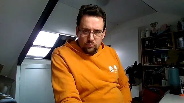 rdewaard81 online show from 12/05/25, 09:41