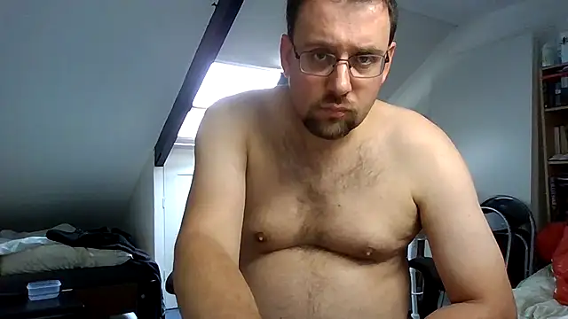 rdewaard81 online show from 10/03/25, 12:06