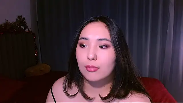 Snapshot of monabooty chatting on 01/15/25, 08:16 monabooty online show from 01/15/25, 08:16