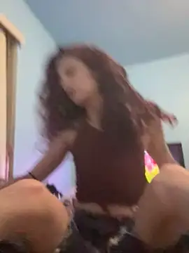 Snapshot of petiteDollface chatting on 02/04/25, 01:02 petiteDollface online show from 02/04/25, 01:02