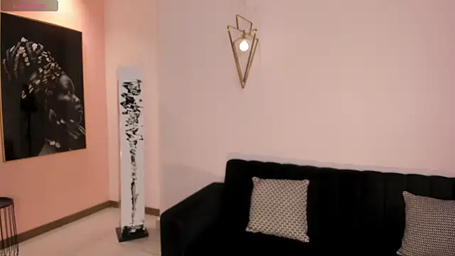 Snapshot of LizzHamilton__ chatting on 01/09/26, 08:16 LizzHamilton online show from 01/09/26, 08:16