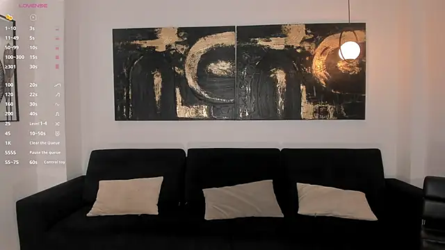 LizzHamilton   online show from 03/07/26, 08:03