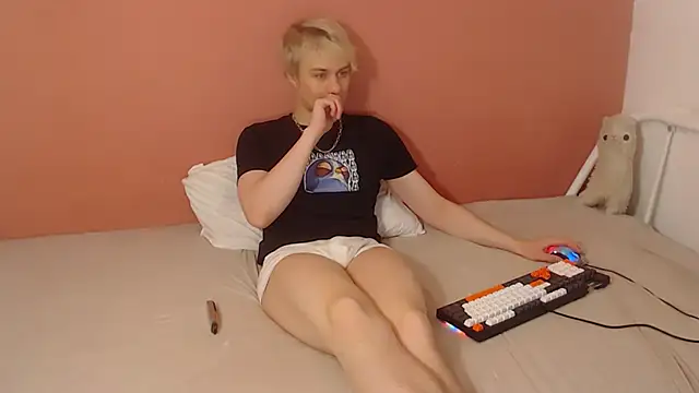 Oliver sweet  online show from 03/27/26, 01:14