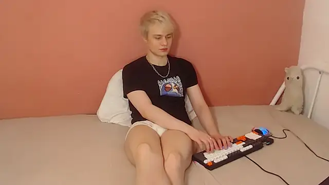 Oliver sweet  online show from 03/13/26, 11:54