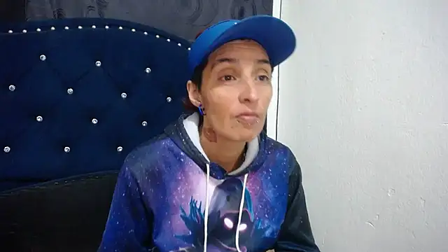 anyu1306 online show from 03/18/25, 01:24