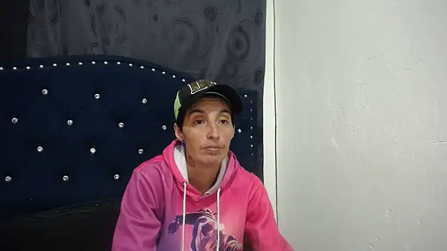 anyu1306 online show from 02/05/25, 03:55