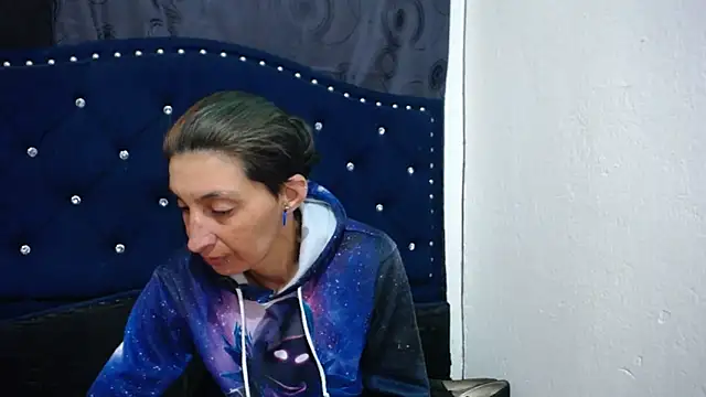 anyu1306 online show from 03/22/25, 08:18