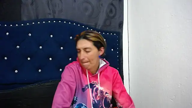 anyu1306 online show from 02/03/25, 04:25