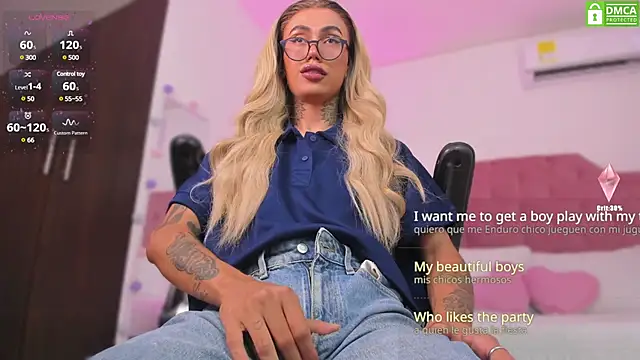 Snapshot of Miss_sagitario chatting on 03/11/25, 03:12 Miss sagitario online show from 03/11/25, 03:12