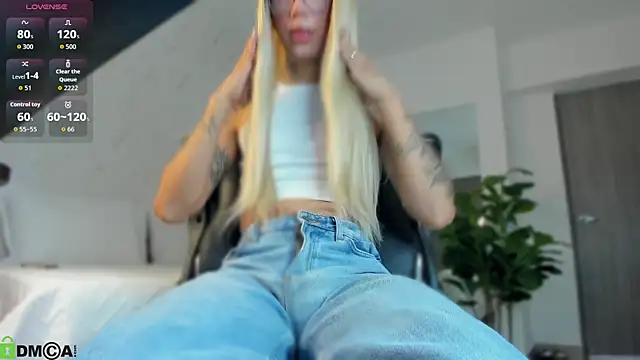 Snapshot of Miss_sagitario chatting on 10/01/25, 12:09 Miss sagitario online show from 10/01/25, 12:09