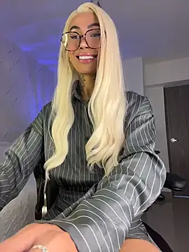 Miss sagitario online show from 06/06/26, 12:10
