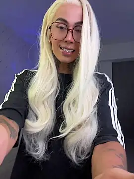 Miss sagitario online show from 05/05/26, 12:19