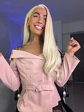 Miss sagitario online show from 06/04/26, 12:10