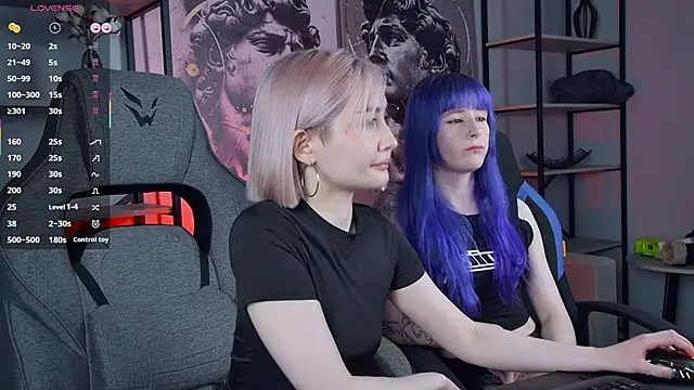 ReiYosimoto online show from 11/28/25, 04:18