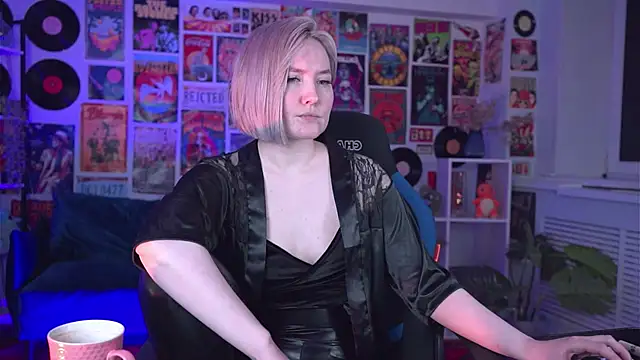 ReiYosimoto online show from 03/06/25, 03:24