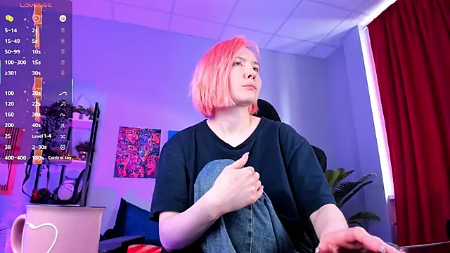 ReiYosimoto online show from 10/05/25, 11:34