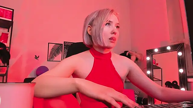 ReiYosimoto online show from 03/03/25, 11:44