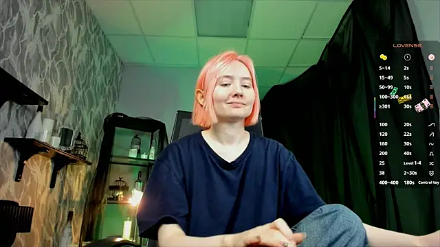 ReiYosimoto online show from 10/03/25, 11:34