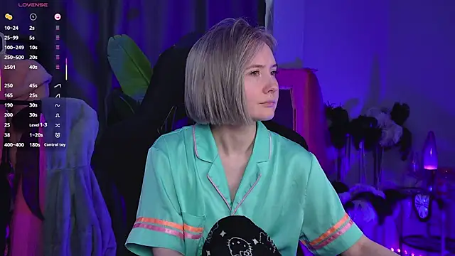 ReiYosimoto online show from 03/31/26, 02:30