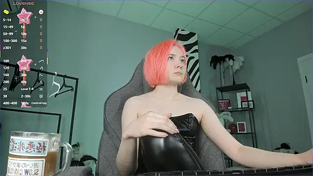 ReiYosimoto online show from 09/14/25, 11:54