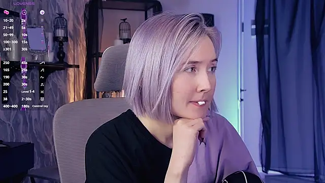 ReiYosimoto online show from 01/09/26, 08:27