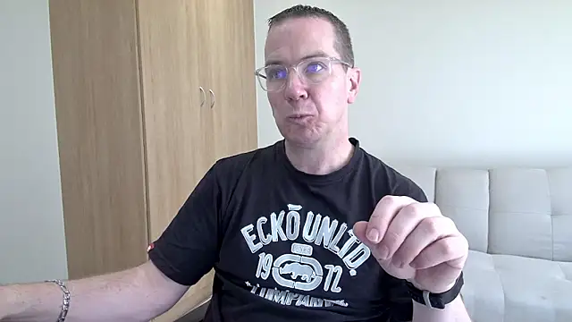 BrettJ81 online show from 05/30/26, 11:27