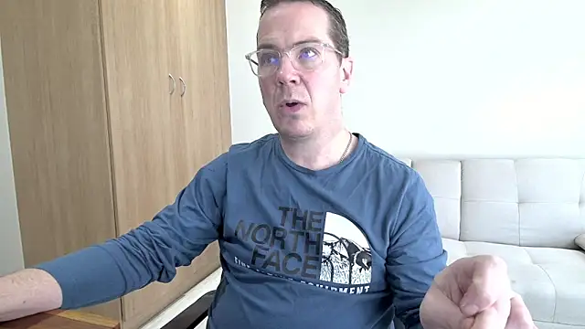 BrettJ81 online show from 05/24/26, 01:33
