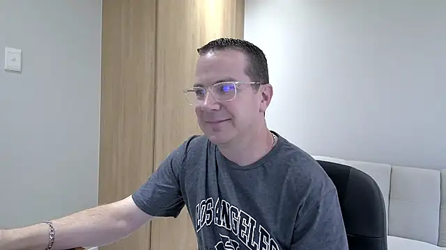 BrettJ81 online show from 12/09/24, 02:49