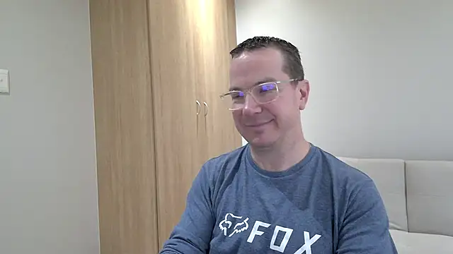 BrettJ81 online show from 09/29/25, 02:55