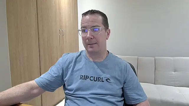 BrettJ81 online show from 01/09/26, 01:07