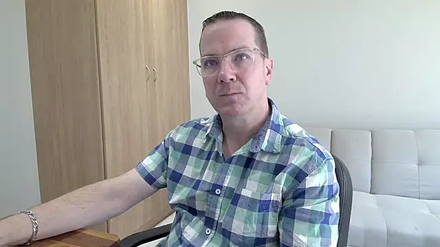 BrettJ81 online show from 09/13/25, 09:53