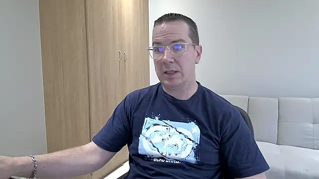 BrettJ81 online show from 02/01/26, 02:48