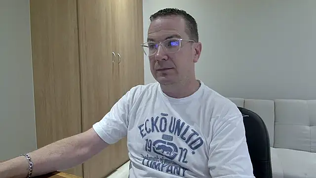 BrettJ81 online show from 02/28/26, 02:17