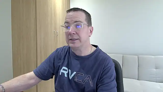 BrettJ81 online show from 09/15/25, 02:28