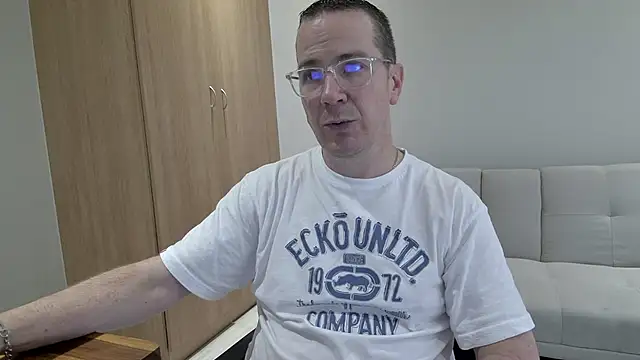 BrettJ81 online show from 03/27/26, 02:07