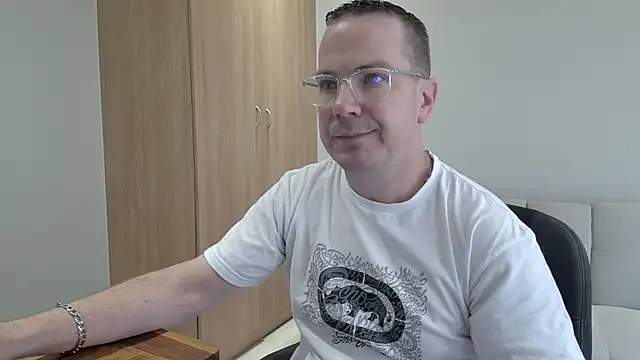 BrettJ81 online show from 02/22/26, 11:45