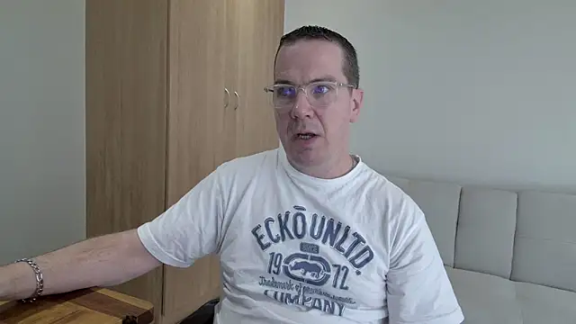 BrettJ81 online show from 05/03/26, 01:58