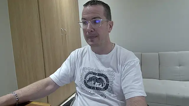 BrettJ81 online show from 03/23/26, 02:50