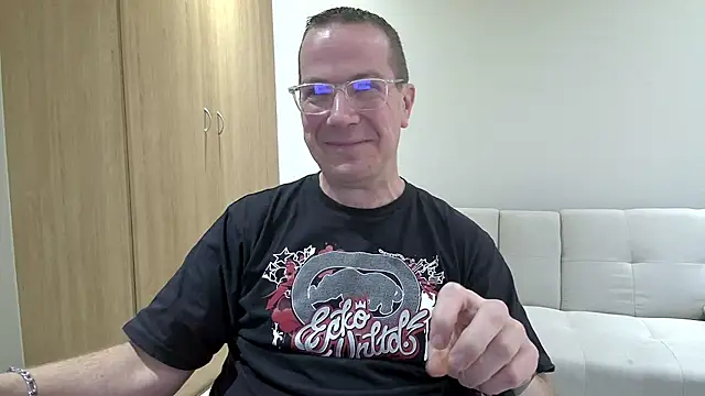 BrettJ81 online show from 05/27/26, 02:46