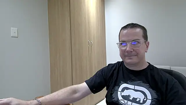 BrettJ81 online show from 03/04/25, 03:04