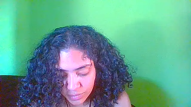 Snapshot of savanahottie chatting on 07/21/26, 03:46 savanahottie online show from 07/21/26, 03:46