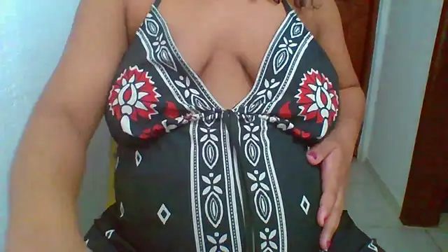 Snapshot of savanahottie chatting on 03/29/26, 05:53 savanahottie online show from 03/29/26, 05:53