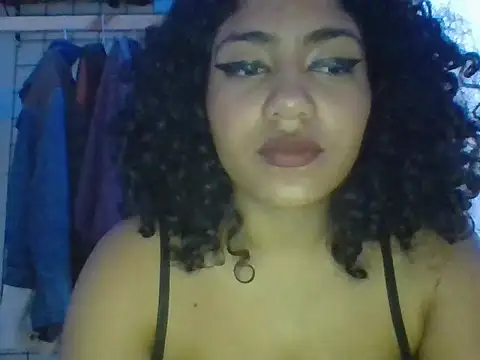 savanahottie online show from 11/23/25, 12:48