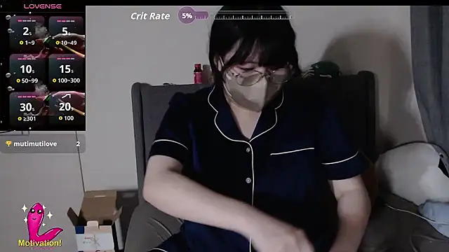 Snapshot of mimika0403 chatting on 06/03/26, 03:39 mimika0403 online show from 06/03/26, 03:39