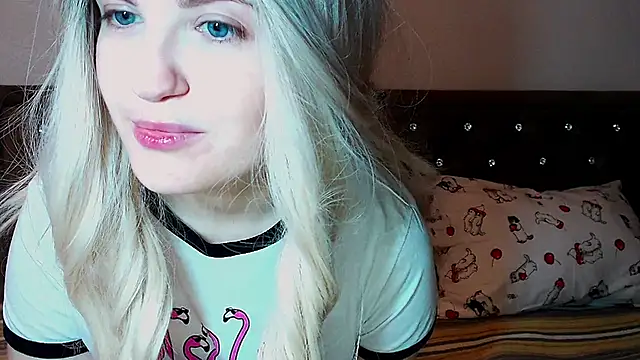 Sara4uu online show from 09/15/25, 12:33