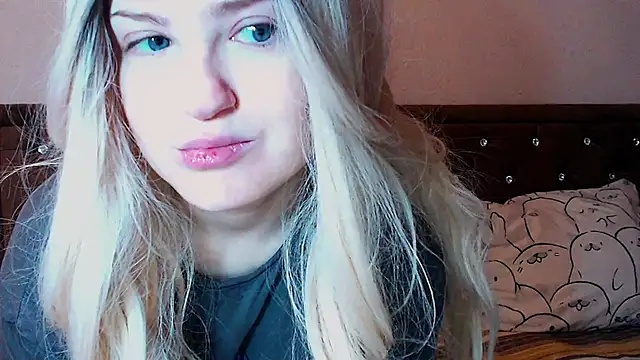 Sara4uu online show from 11/29/25, 02:34